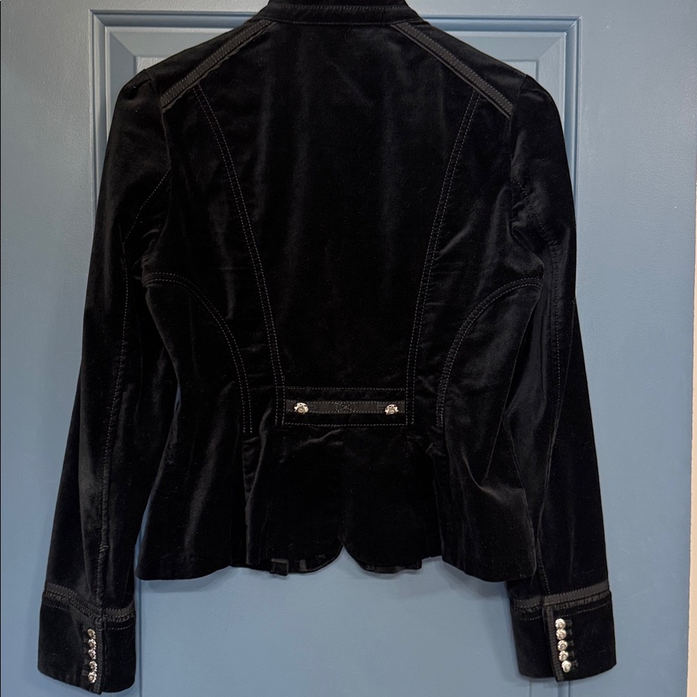 White House Black Market Black Velvet Blazer Fitted Gold Button Jacket Size 6 - Picture 3 of 8